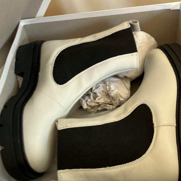 New In Bow L’INTERVALLE Atri Off White Leather Boots 37 - Picture 5 of 5